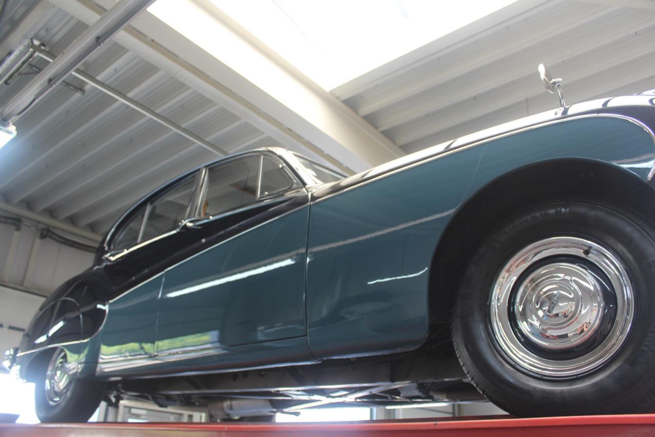 1961 Jaguar Mark IX Saloon &ldquo;The ex-Chilean embassy &rdquo;