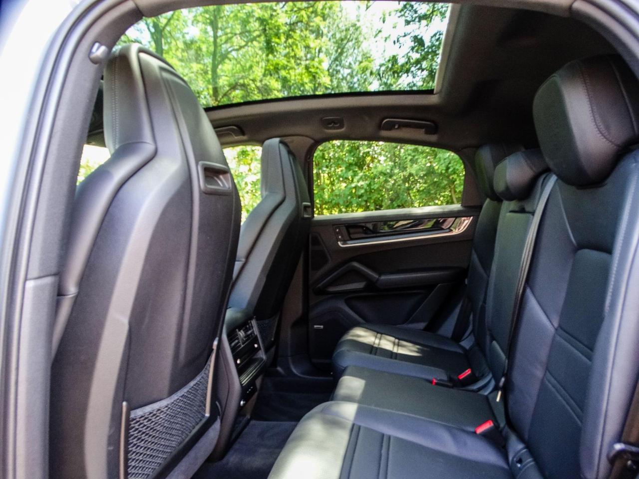 2023 Porsche 3.0 V6 E-Hybrid 25.9kWh TiptronicS 4WD Euro 6 (s/s) 5dr