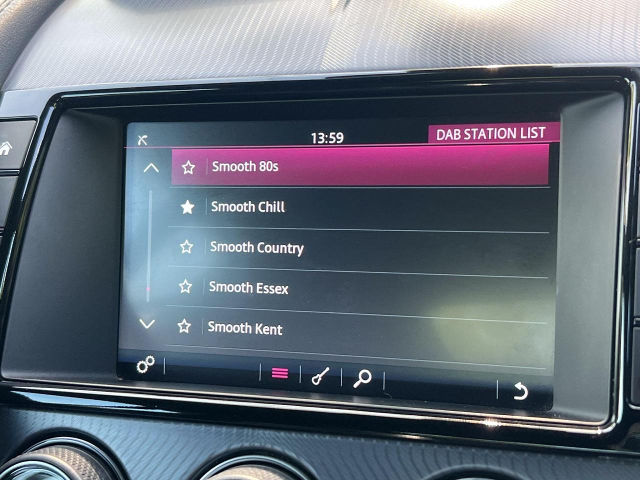 2017 Jaguar 3.0 V6 R-Dynamic Auto Euro 6 (s/s) 2dr
