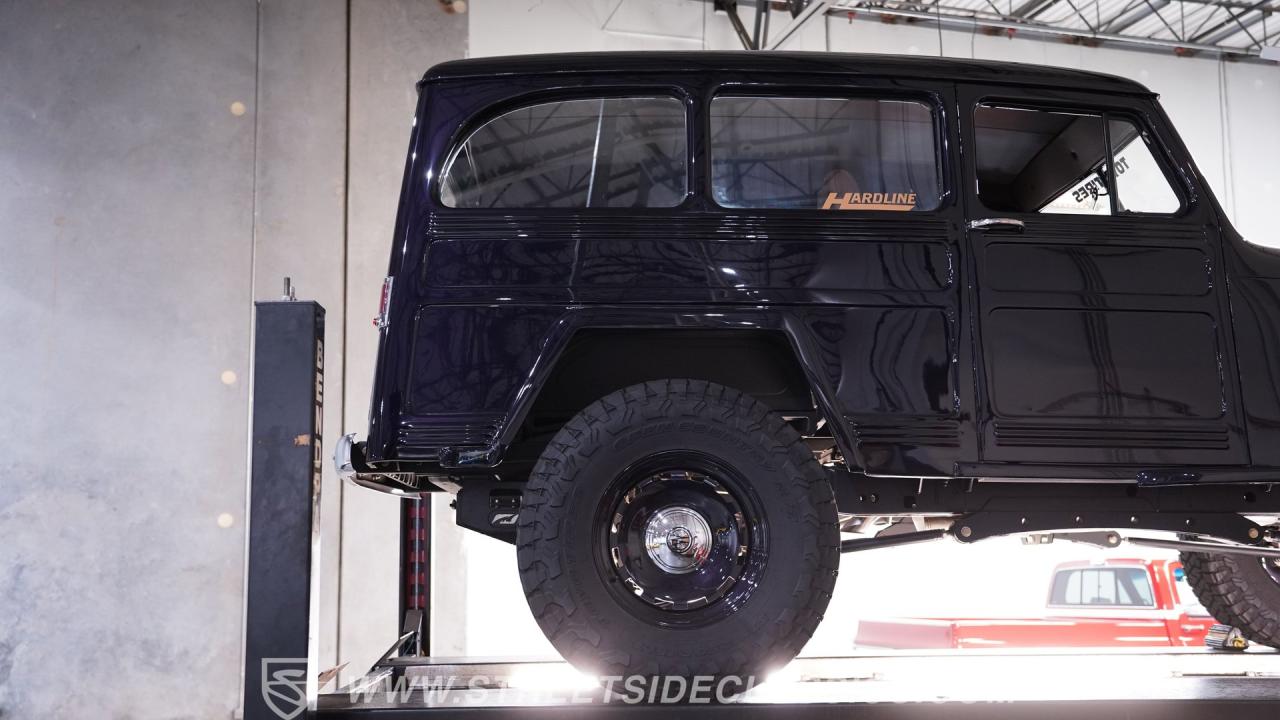1950 Willys Wagon V8 RESTOMOD 4x4