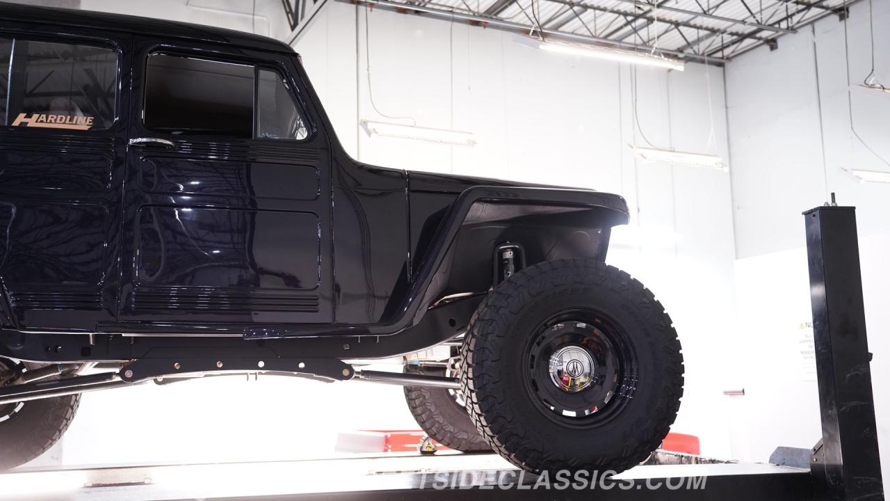 1950 Willys Wagon V8 RESTOMOD 4x4