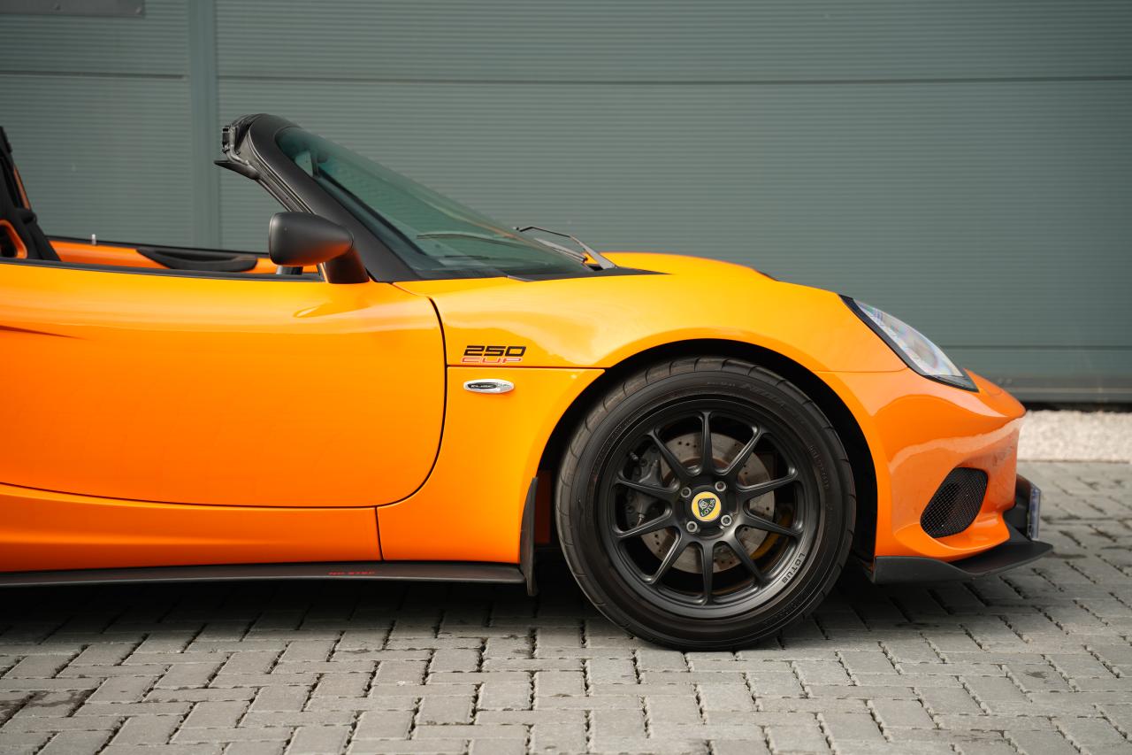 2021 Lotus Elise