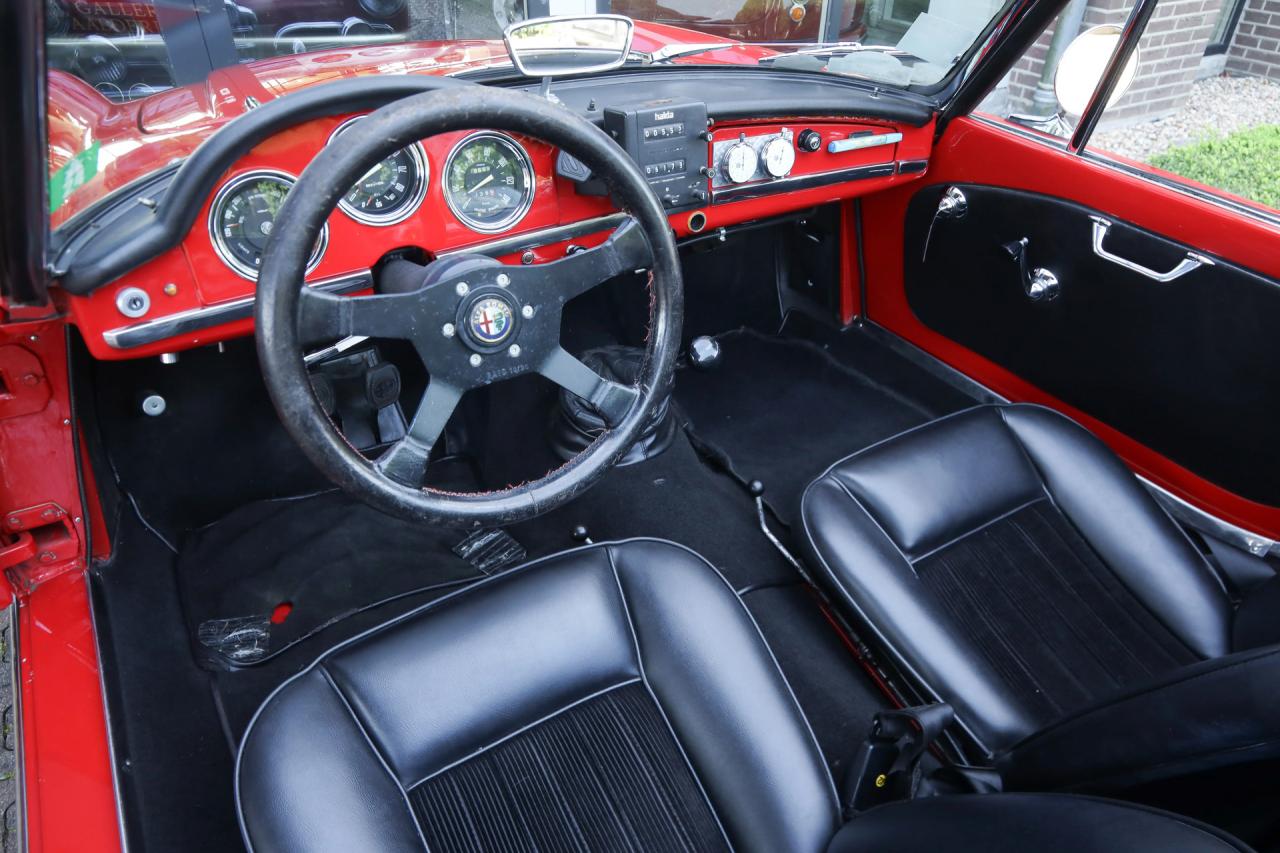 1965 Alfa Romeo Giulia 1600 Spider &ldquo;Restored and rebuilt&rdquo;