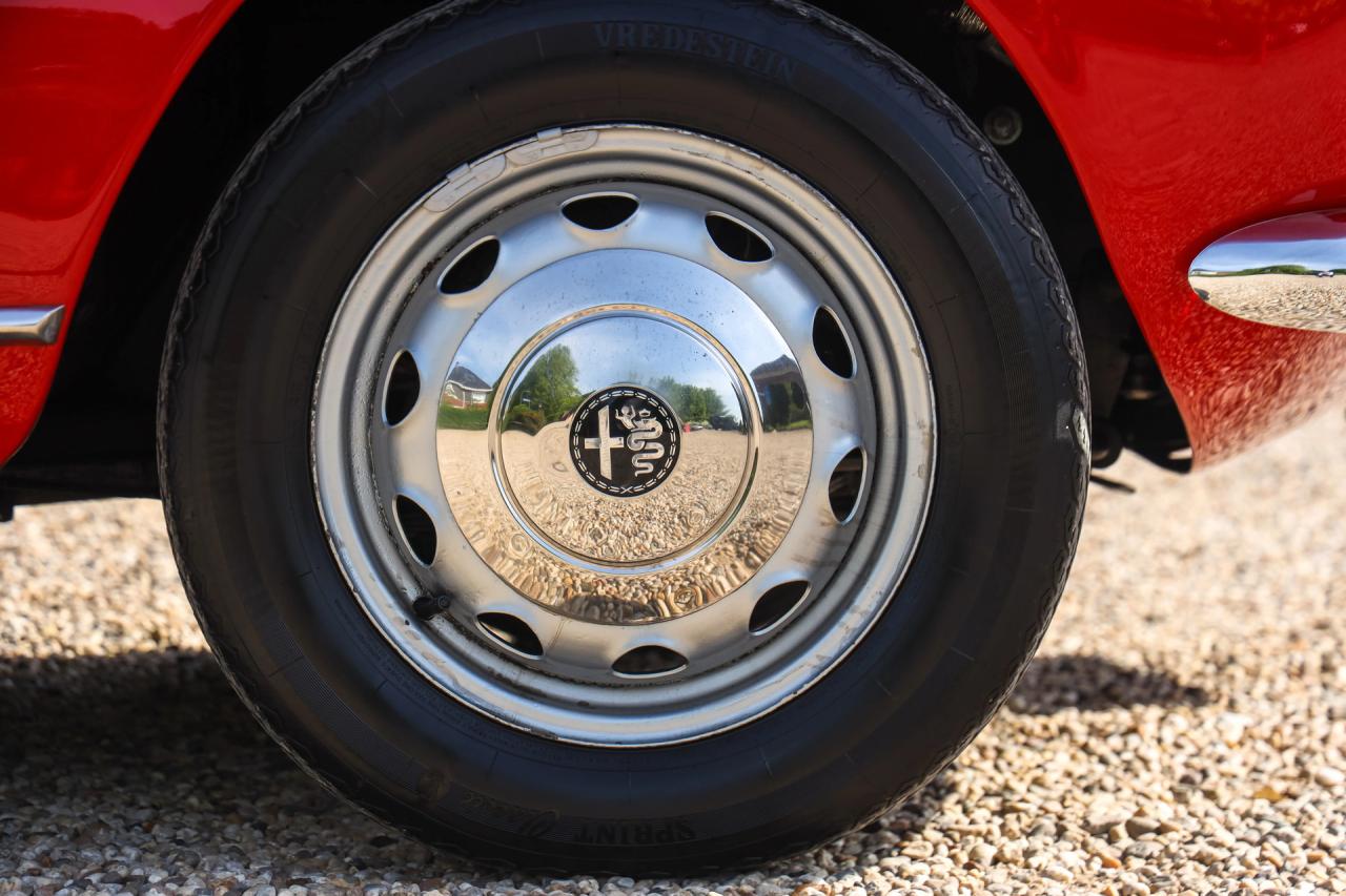 1965 Alfa Romeo Giulia 1600 Spider &ldquo;Restored and rebuilt&rdquo;
