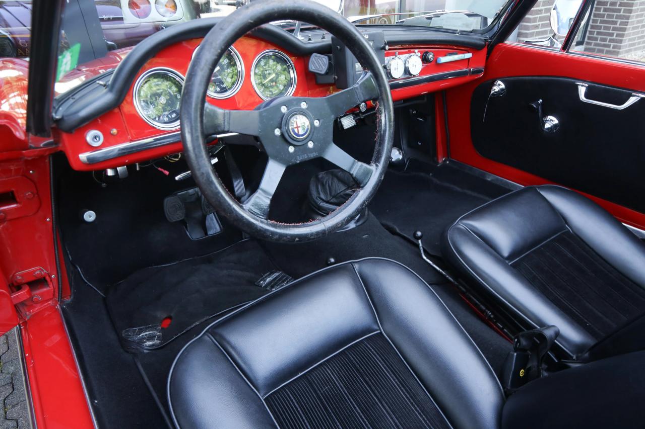 1965 Alfa Romeo Giulia 1600 Spider &ldquo;Restored and rebuilt&rdquo;