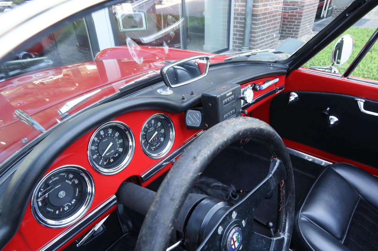 1965 Alfa Romeo Giulia 1600 Spider &ldquo;Restored and rebuilt&rdquo;