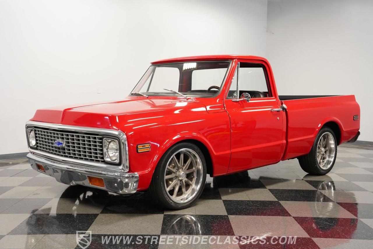 1972 Chevrolet C10 Custom Deluxe