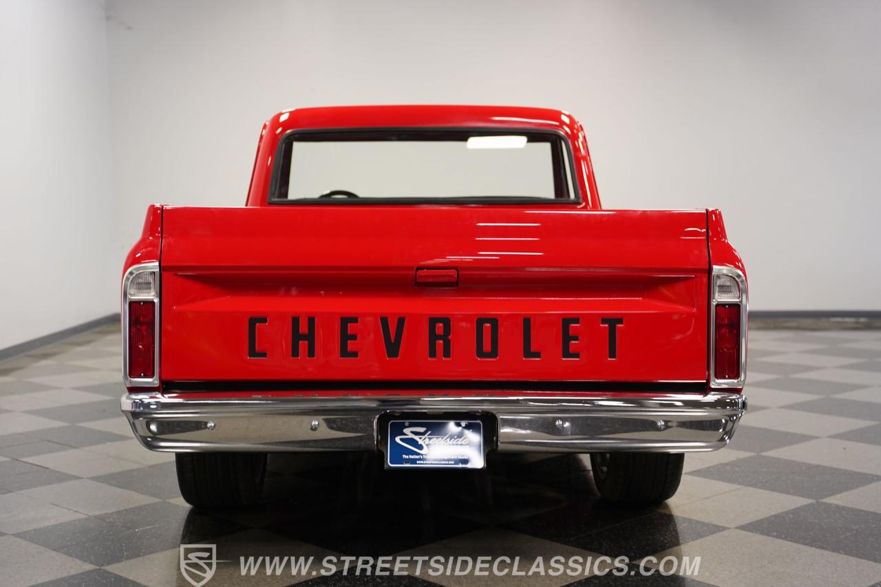1972 Chevrolet C10 Custom Deluxe