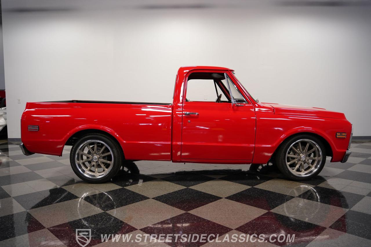 1972 Chevrolet C10 Custom Deluxe