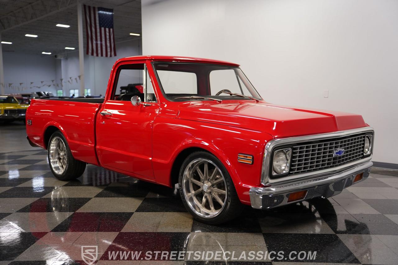 1972 Chevrolet C10 Custom Deluxe