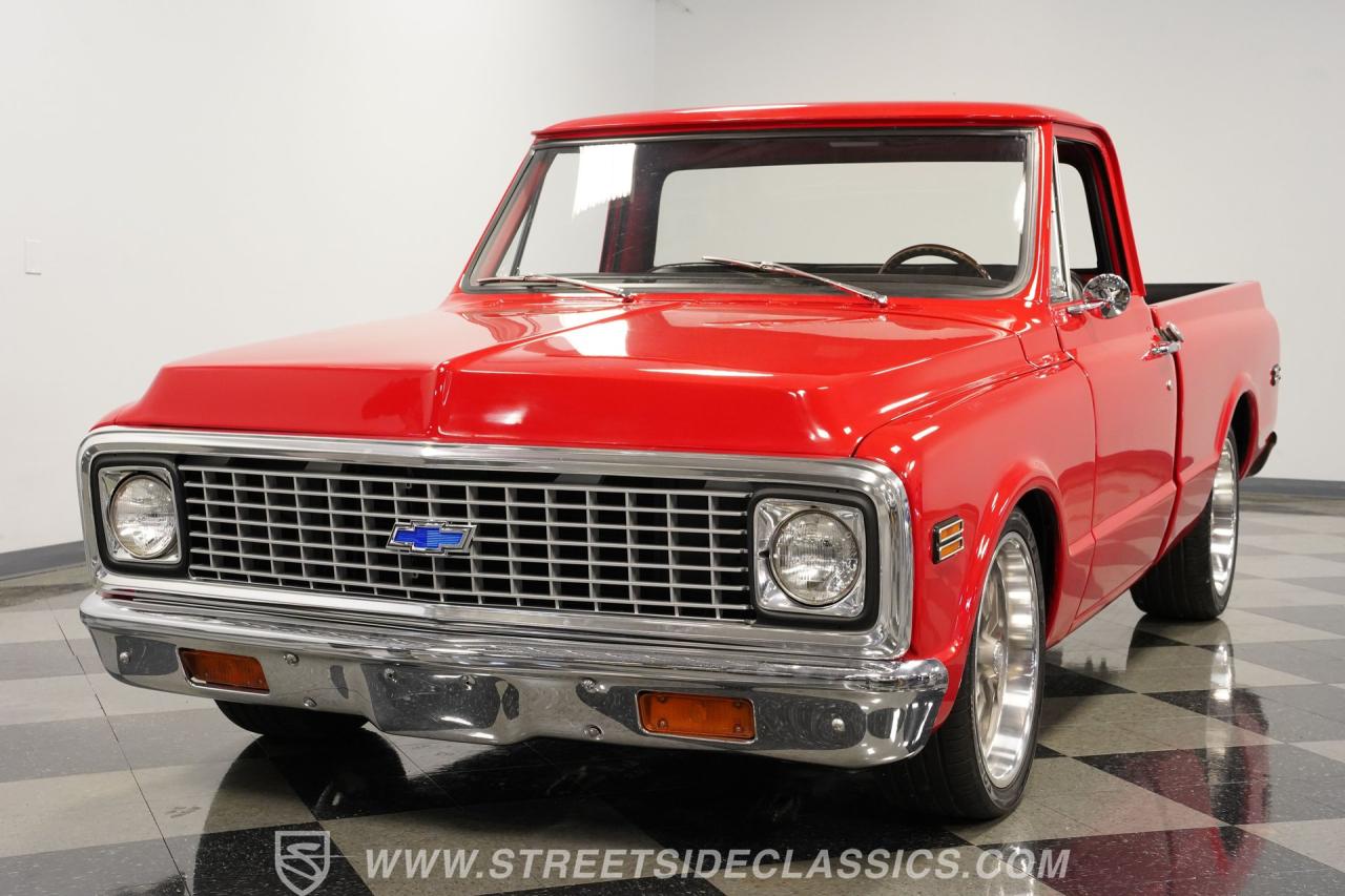 1972 Chevrolet C10 Custom Deluxe