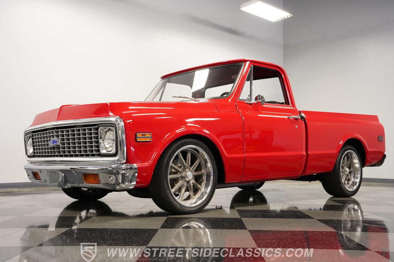 1972 Chevrolet C10 Custom Deluxe