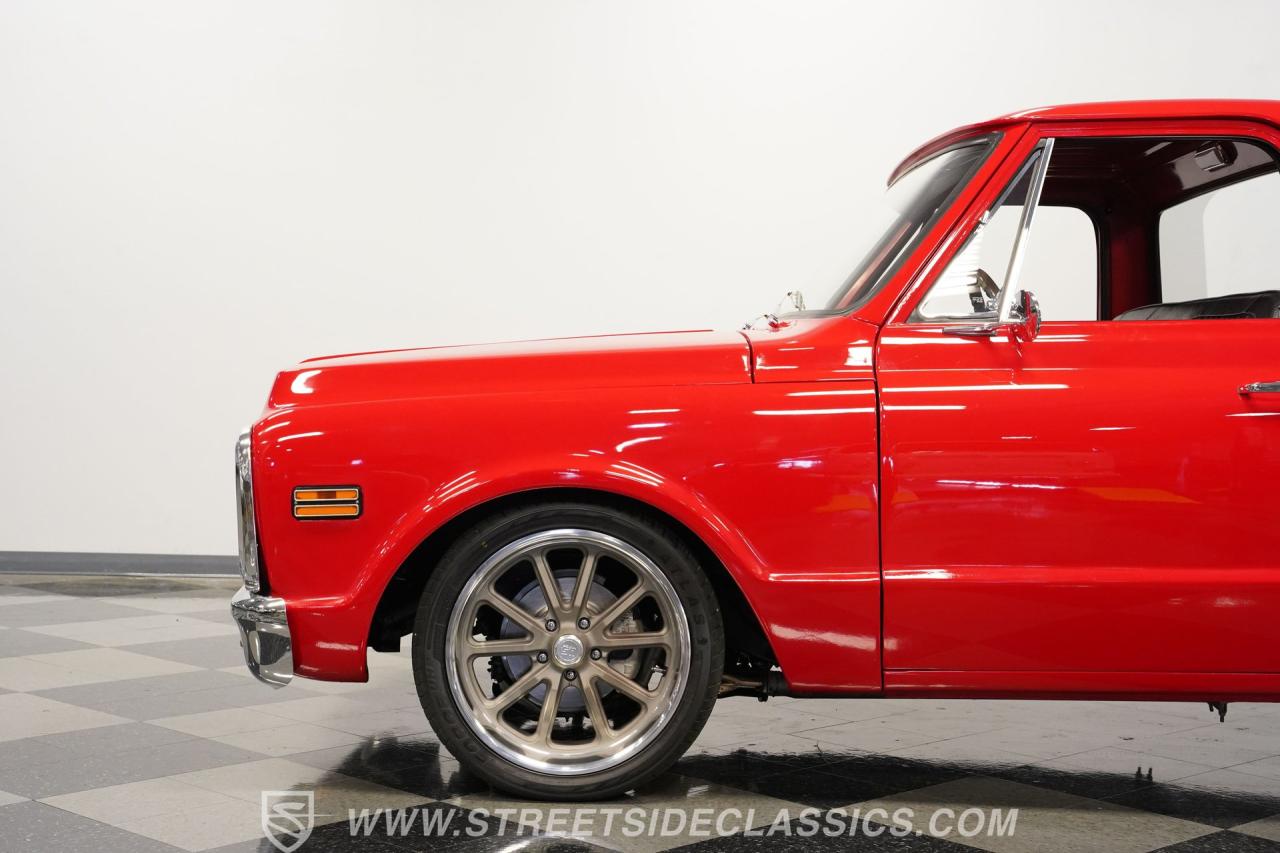 1972 Chevrolet C10 Custom Deluxe