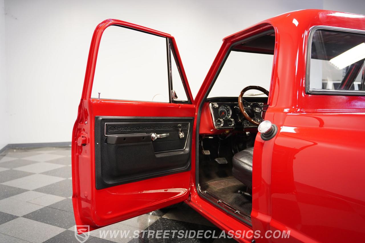 1972 Chevrolet C10 Custom Deluxe