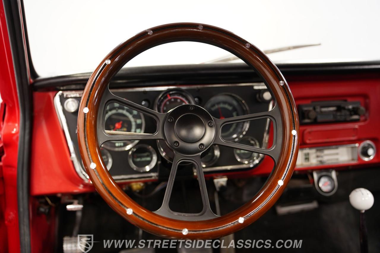 1972 Chevrolet C10 Custom Deluxe
