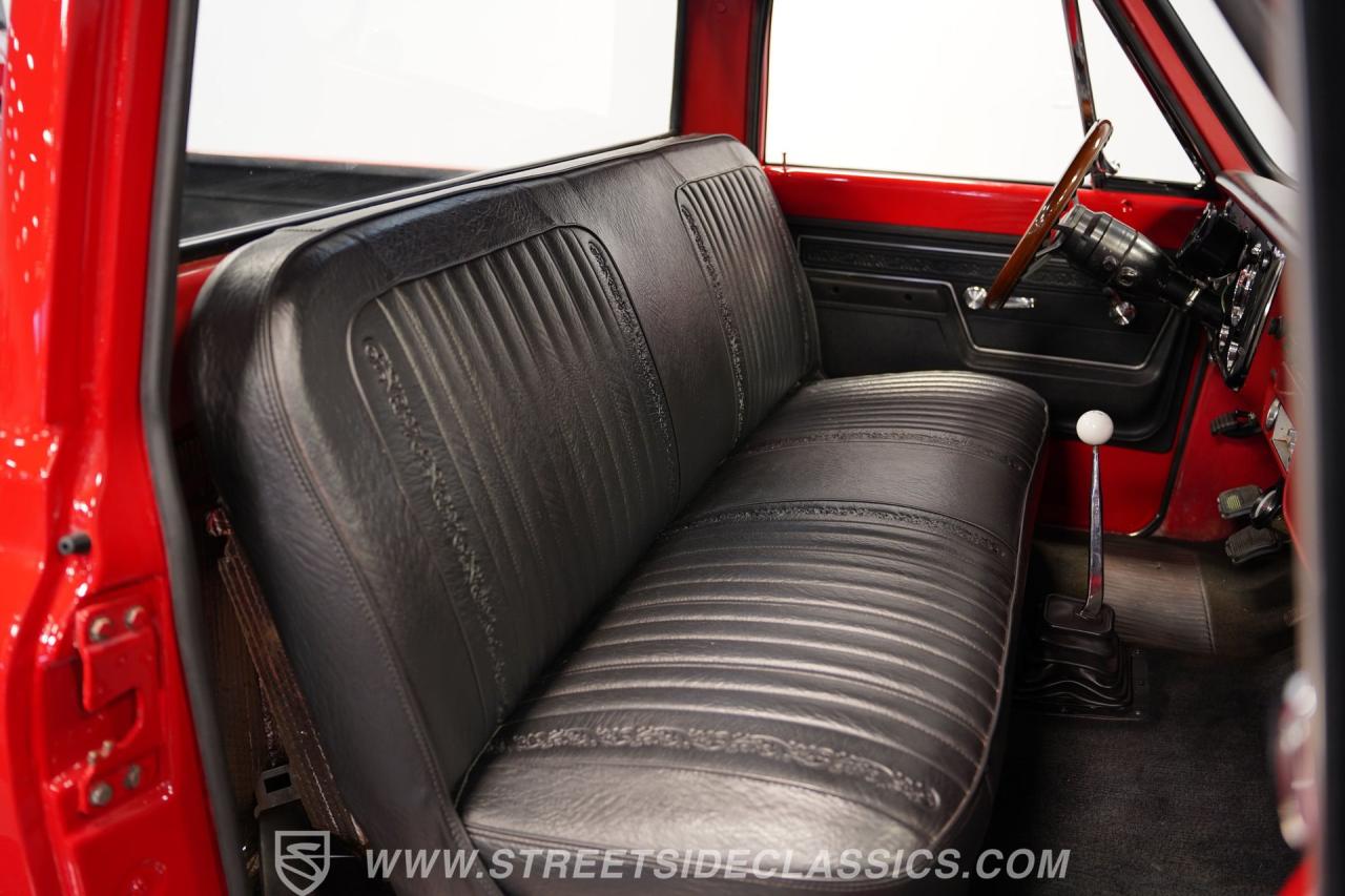 1972 Chevrolet C10 Custom Deluxe