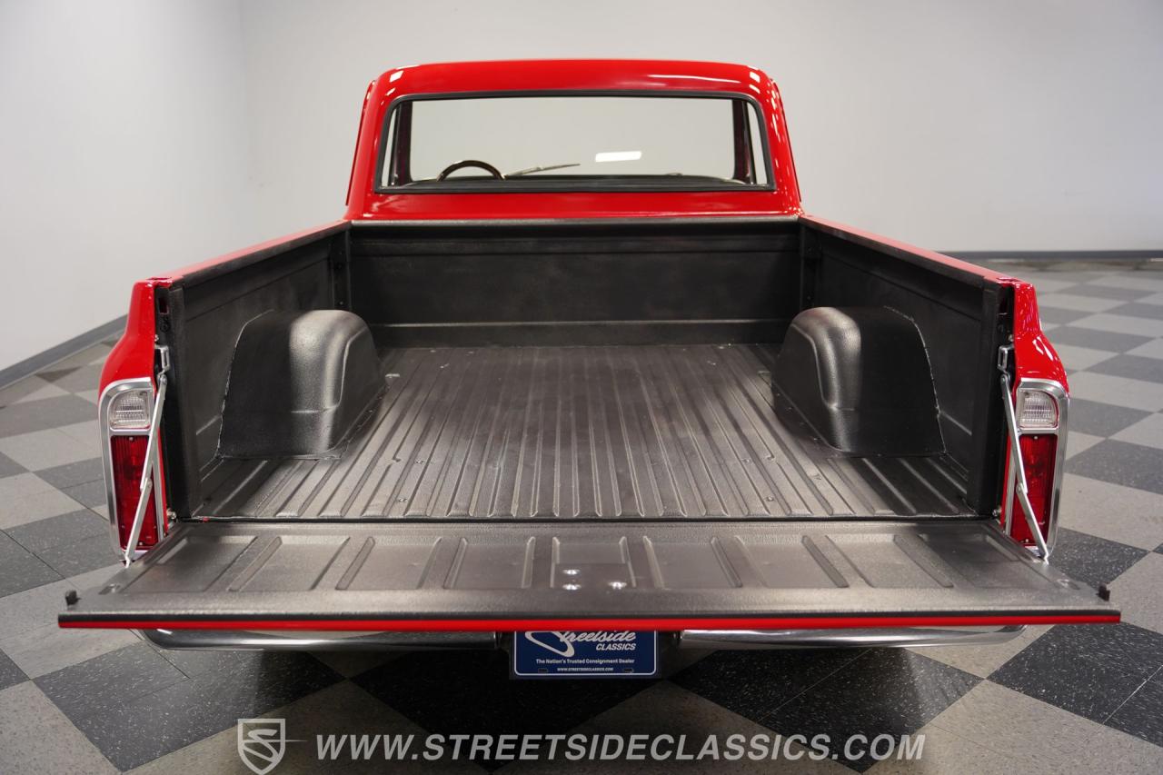 1972 Chevrolet C10 Custom Deluxe