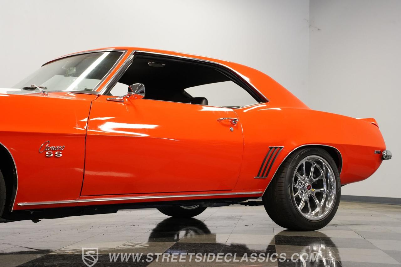 1969 Chevrolet Camaro SS 396 Tribute
