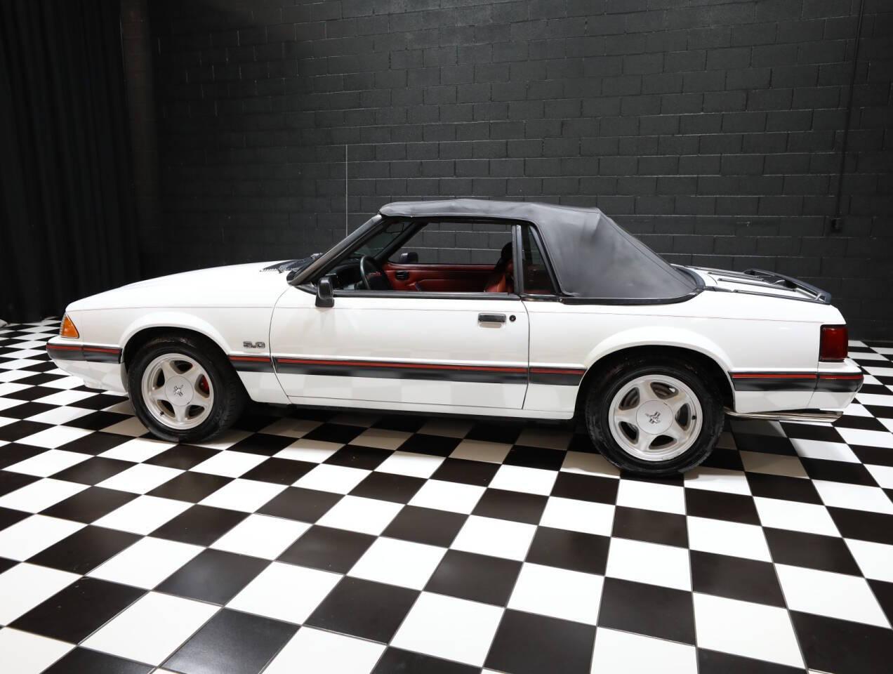 1991 Ford Mustang
