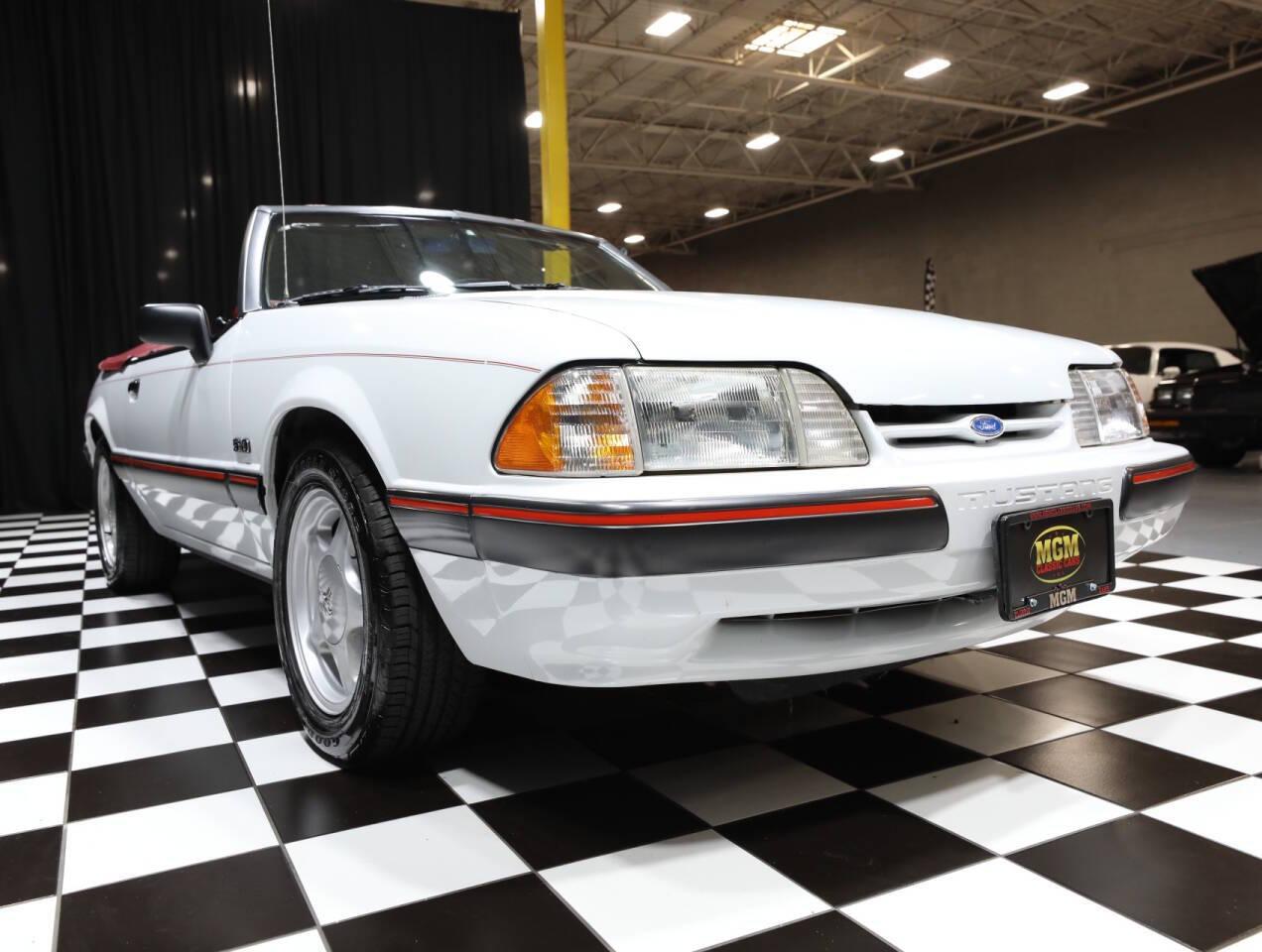 1991 Ford Mustang