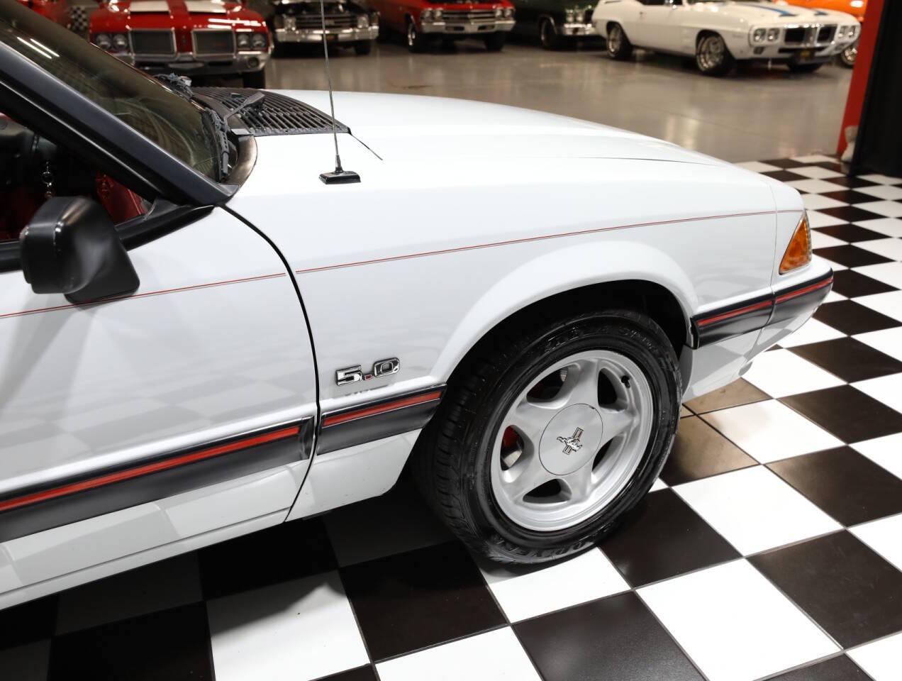 1991 Ford Mustang