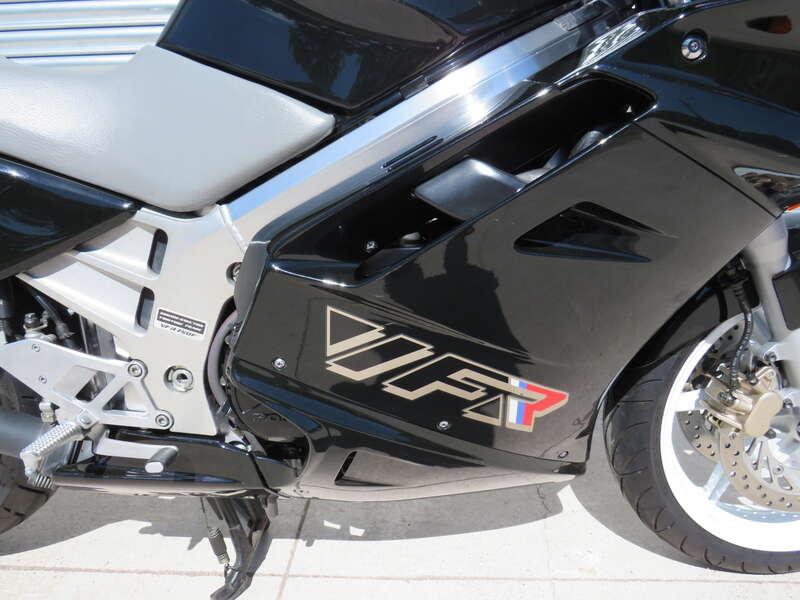 1991 Honda VFR750FL RC36