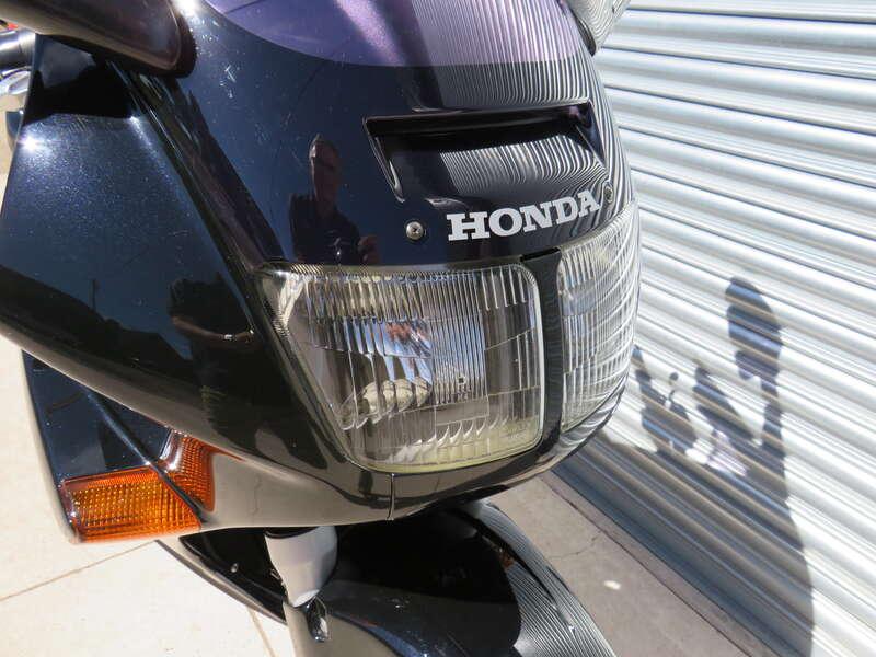 1991 Honda VFR750FL RC36
