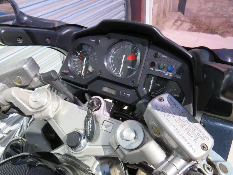 1991 Honda VFR750FL RC36