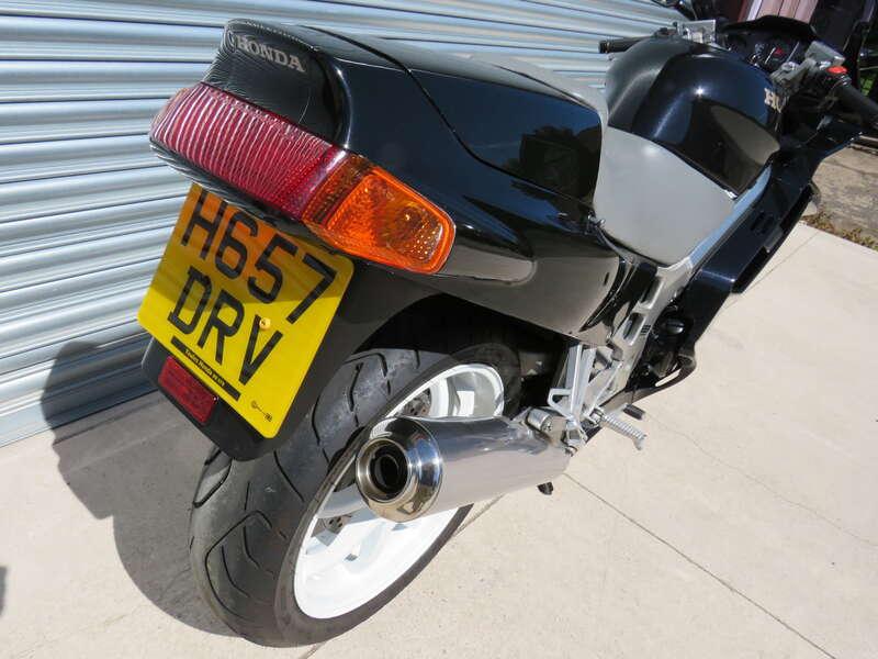 1991 Honda VFR750FL RC36