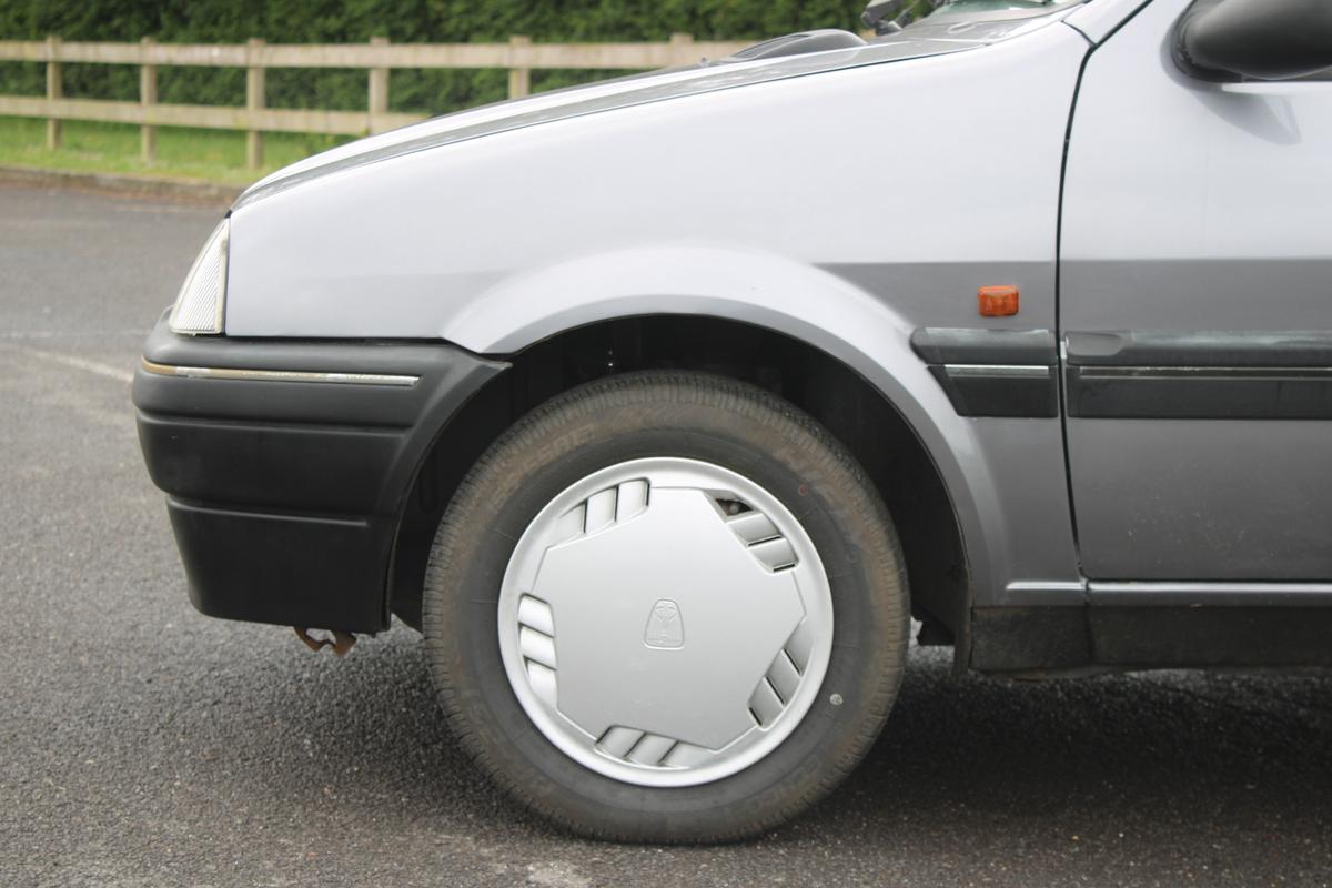 1991 Rover METRO GS