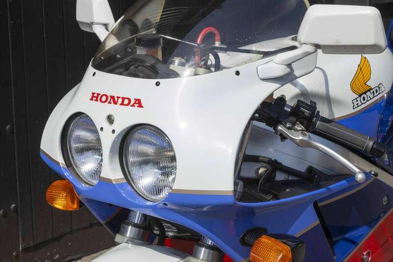 1989 Honda VFR750R-K RC30