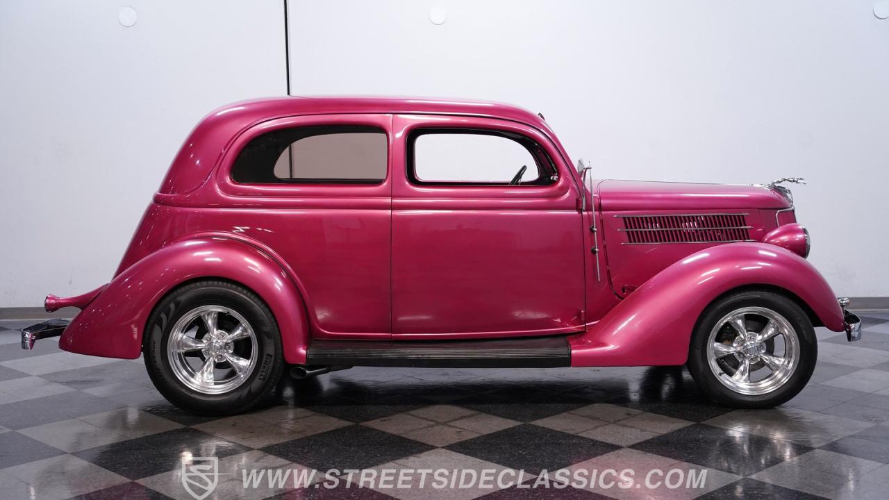 1936 Ford Deluxe Slantback