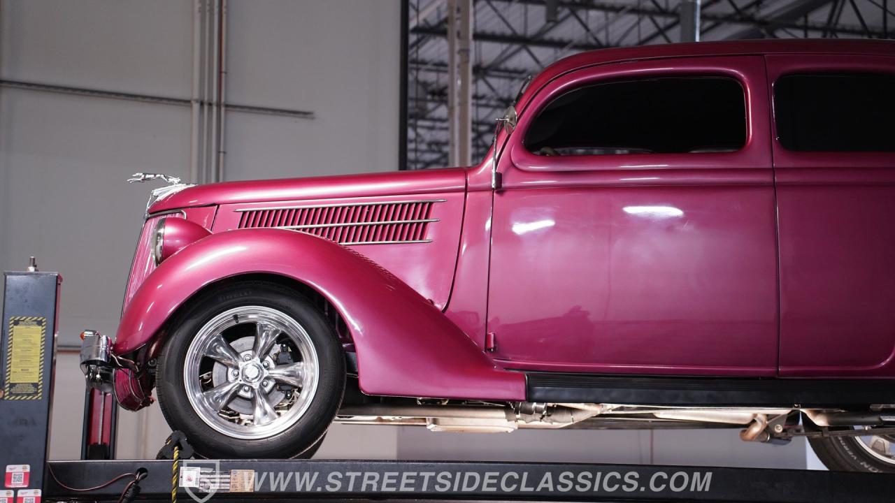 1936 Ford Deluxe Slantback