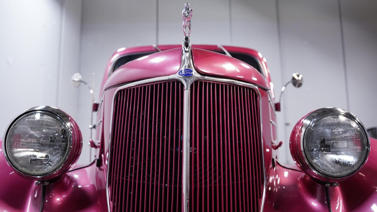 1936 Ford Deluxe Slantback
