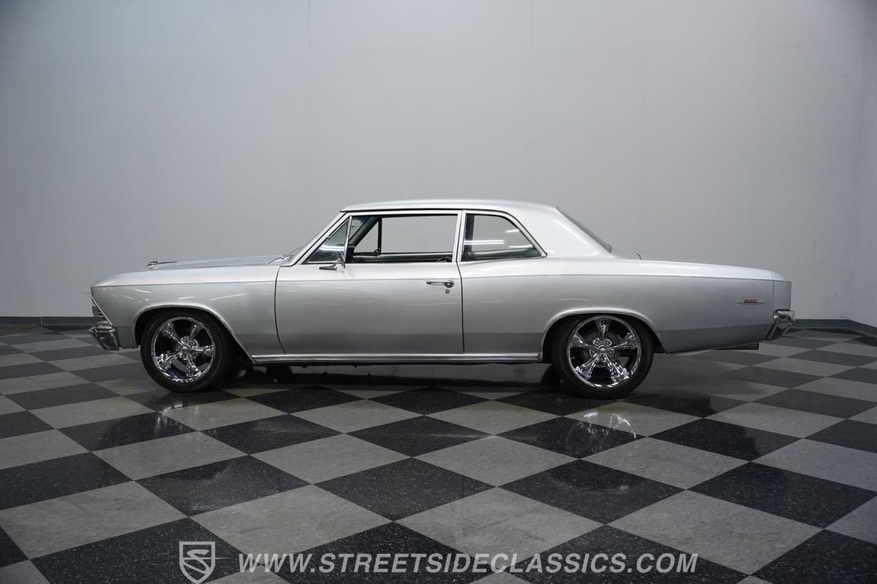 1966 Chevrolet Chevelle 300 Deluxe