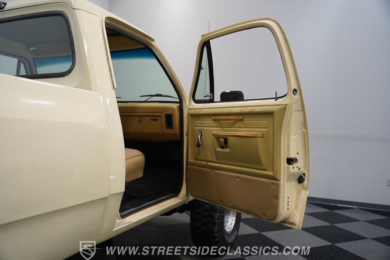 1986 Dodge Power Ram W150 4X4