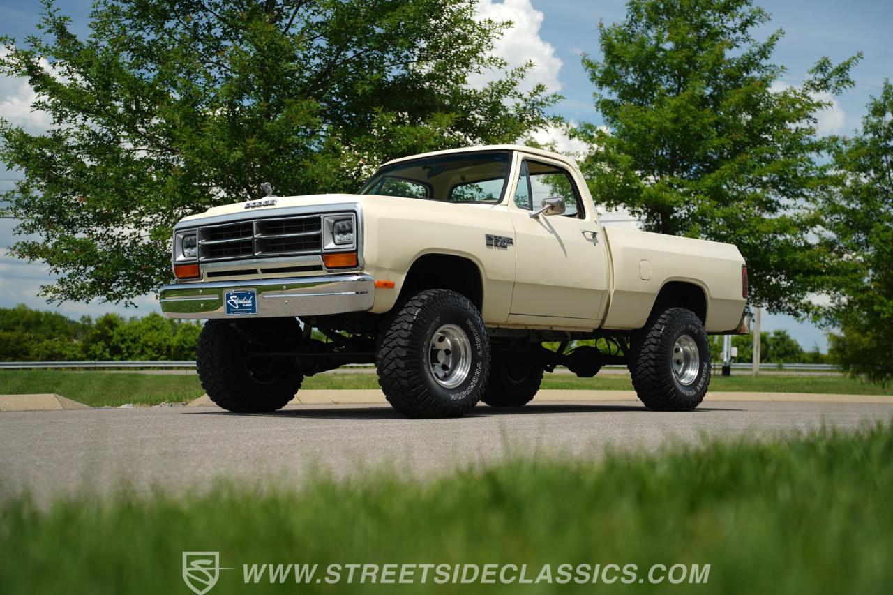 1986 Dodge Power Ram W150 4X4