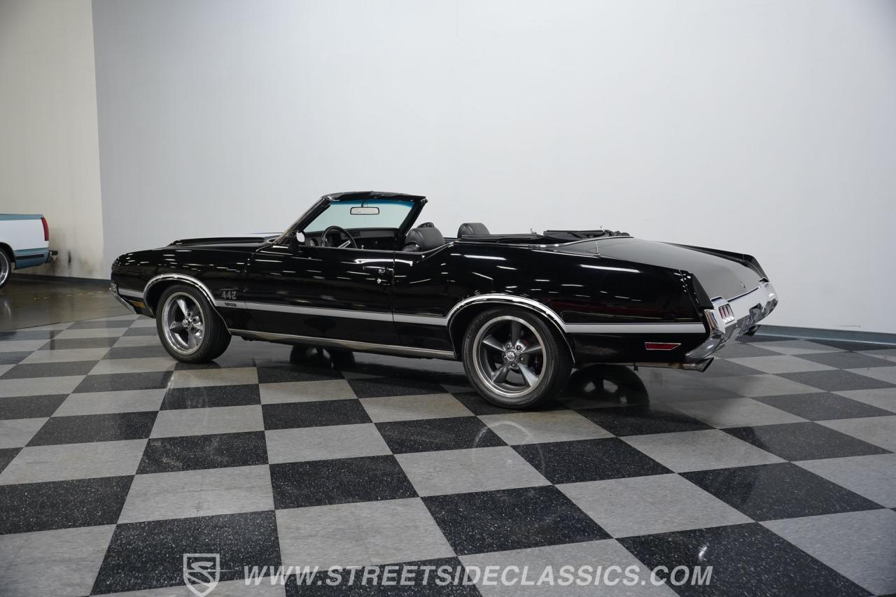 1972 Oldsmobile Cutlass 442 W30 Tribute Convertible
