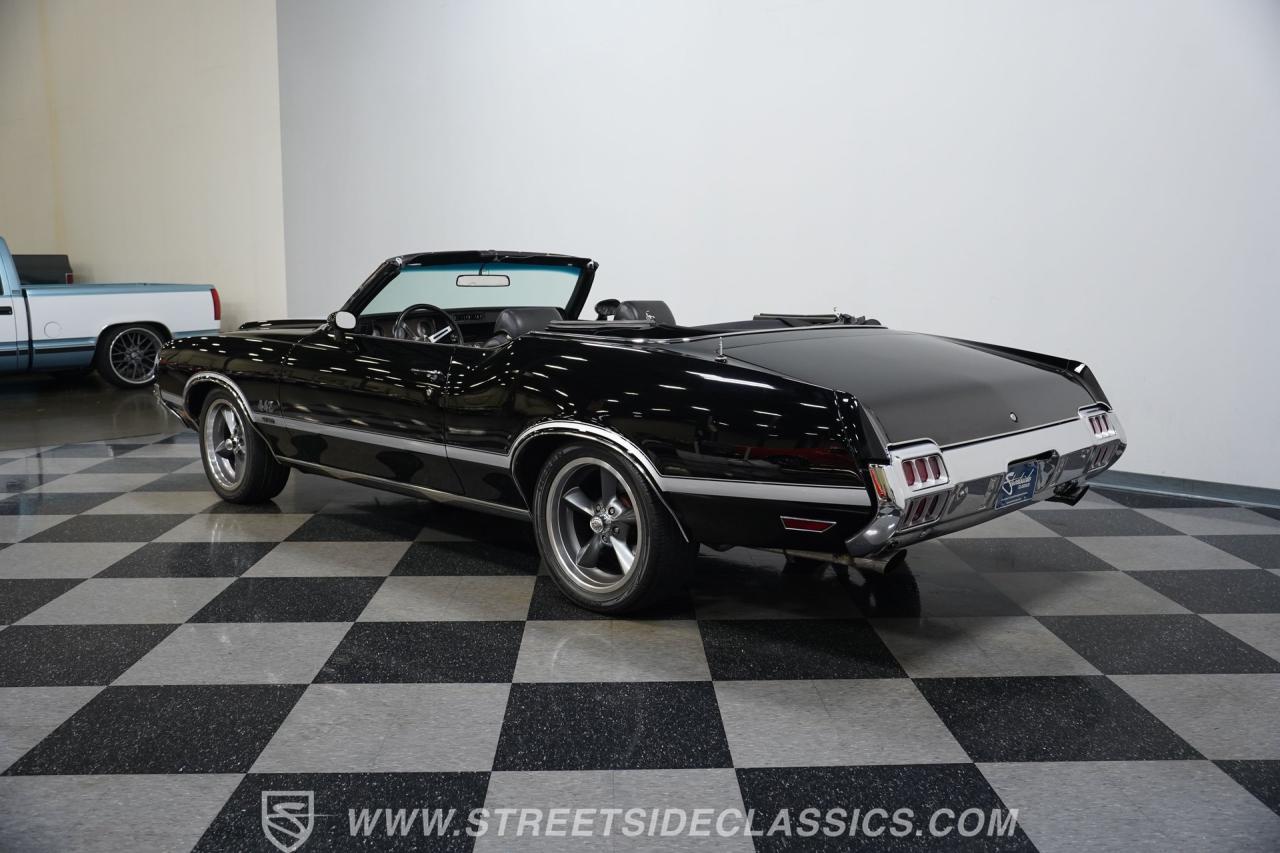 1972 Oldsmobile Cutlass 442 W30 Tribute Convertible