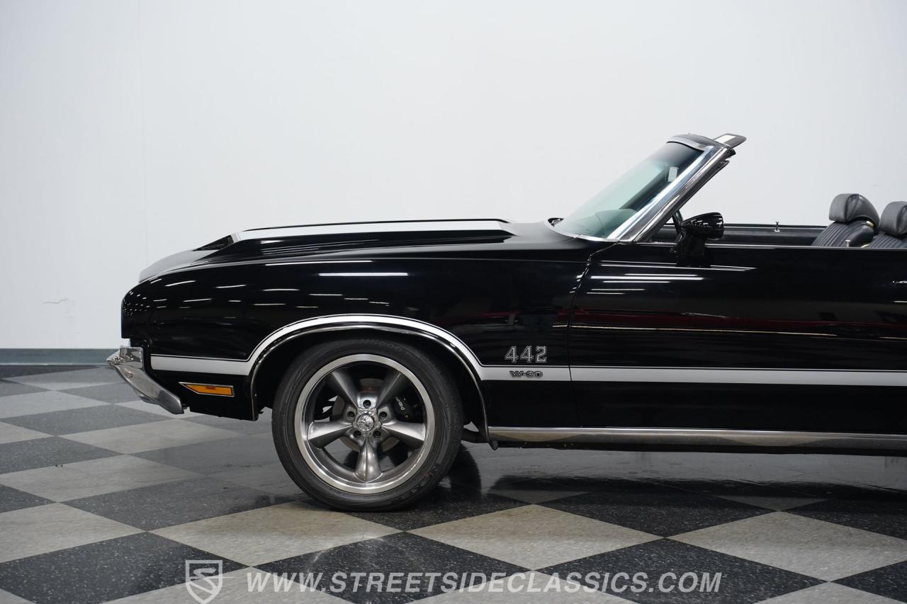 1972 Oldsmobile Cutlass 442 W30 Tribute Convertible