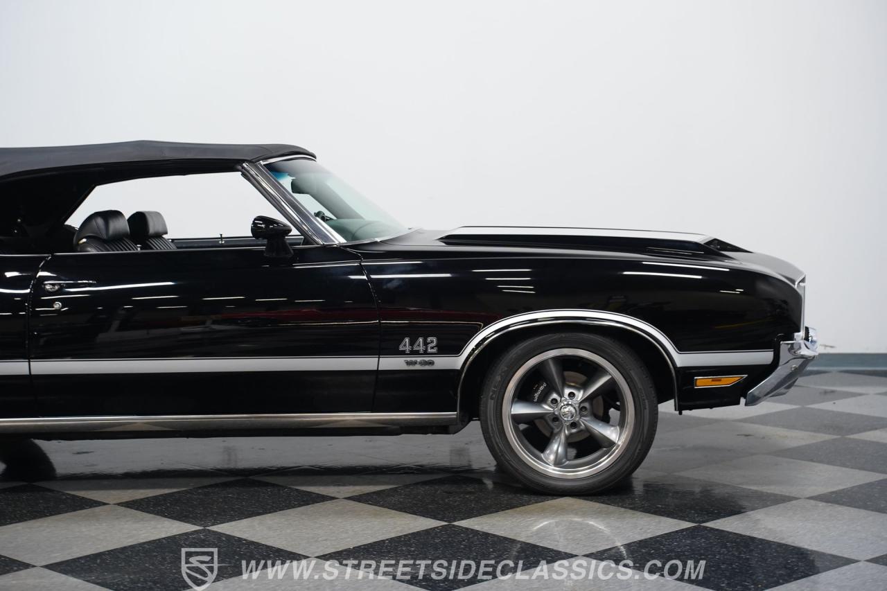 1972 Oldsmobile Cutlass 442 W30 Tribute Convertible