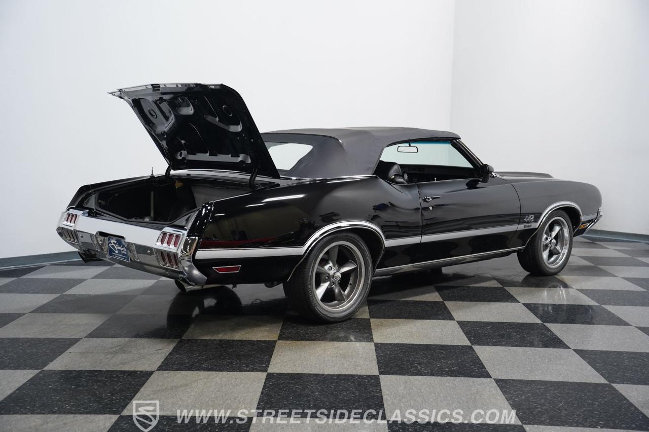 1972 Oldsmobile Cutlass 442 W30 Tribute Convertible