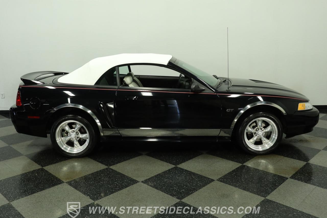 2000 Ford Mustang GT Convertible