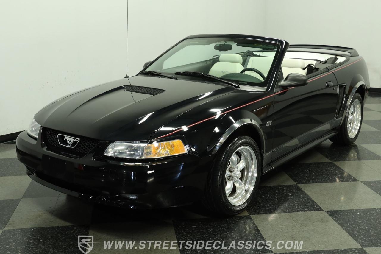 2000 Ford Mustang GT Convertible