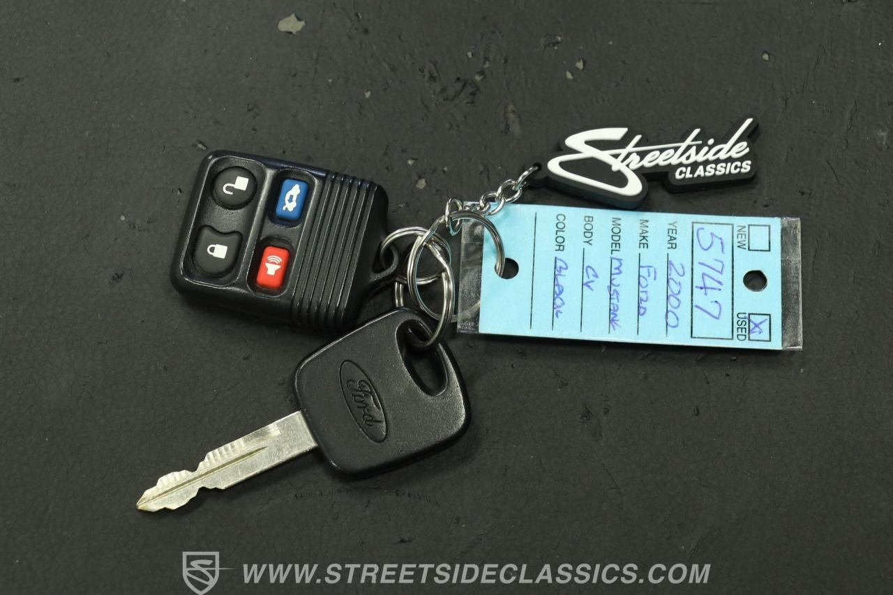 2000 Ford Mustang GT Convertible