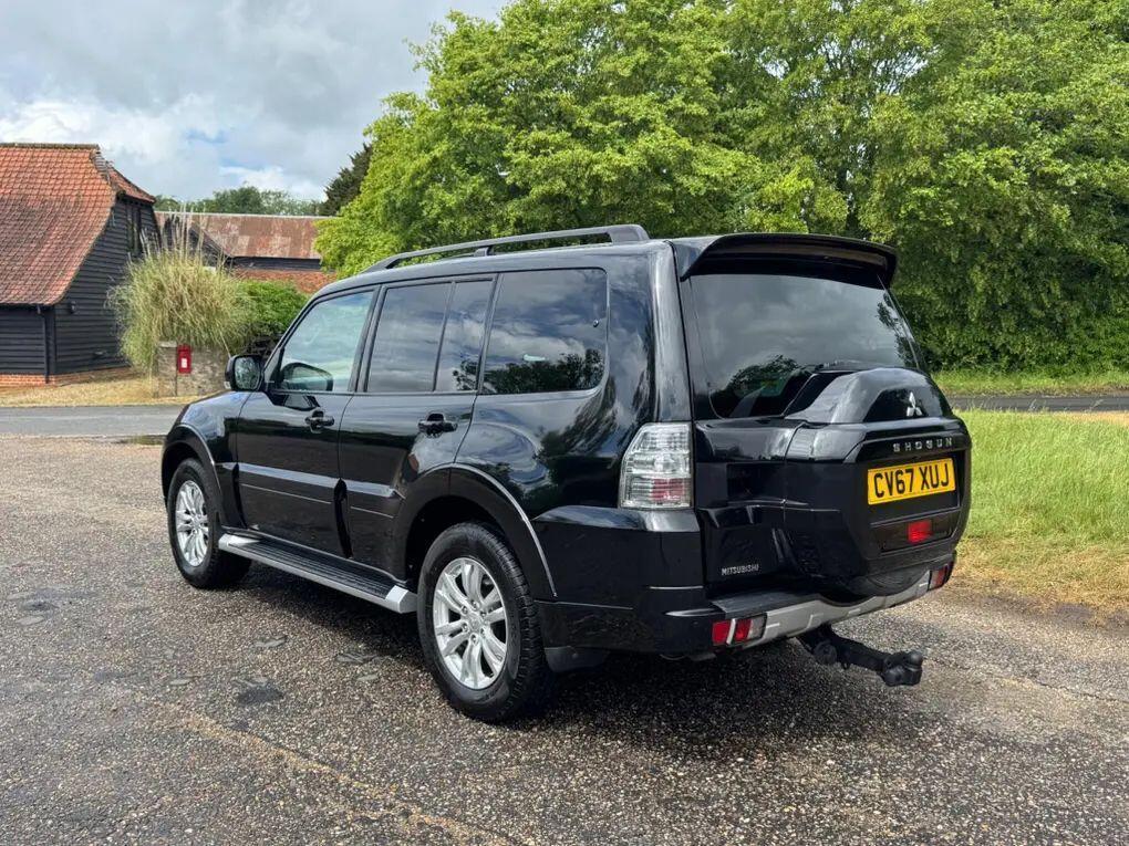 2017 Mitsubishi 3.2 DI-DC SG3 Auto 4WD Euro 6 5dr LWB
