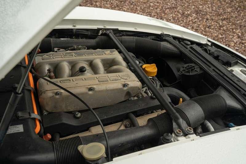 1990 Porsche 928 S4
