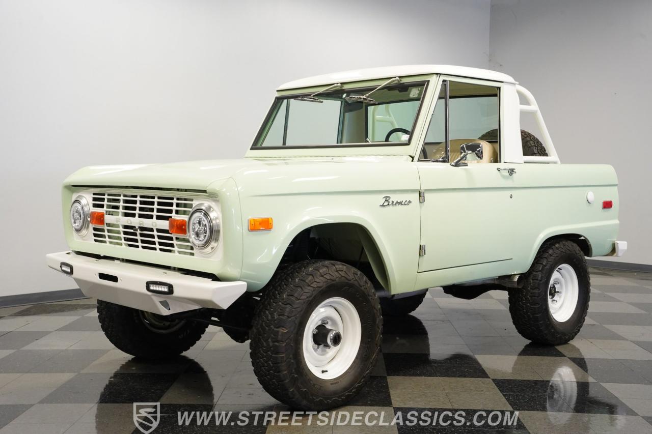 1971 Ford Bronco Half-Cab 4x4