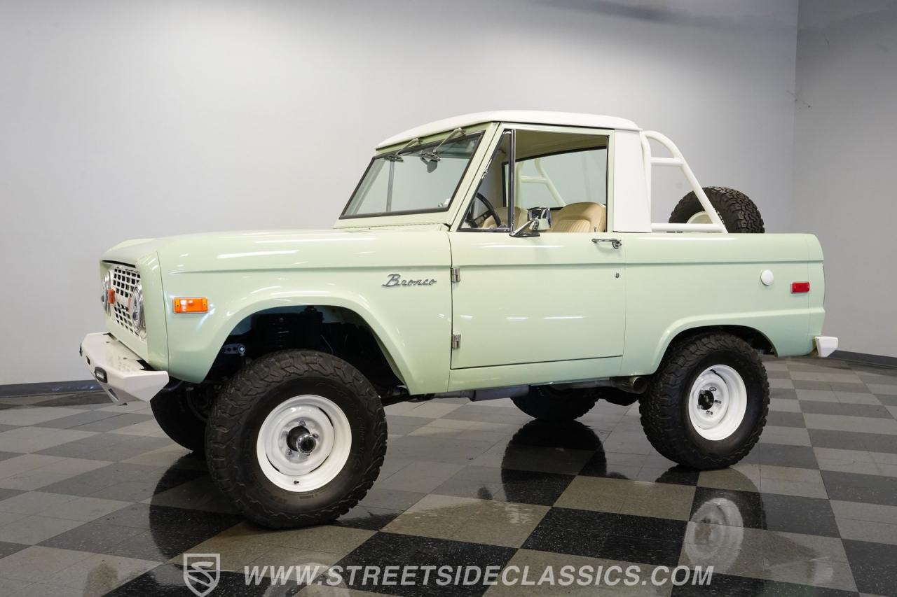 1971 Ford Bronco Half-Cab 4x4