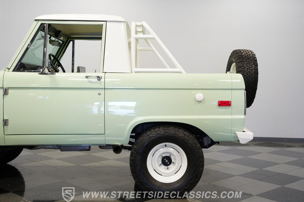 1971 Ford Bronco Half-Cab 4x4